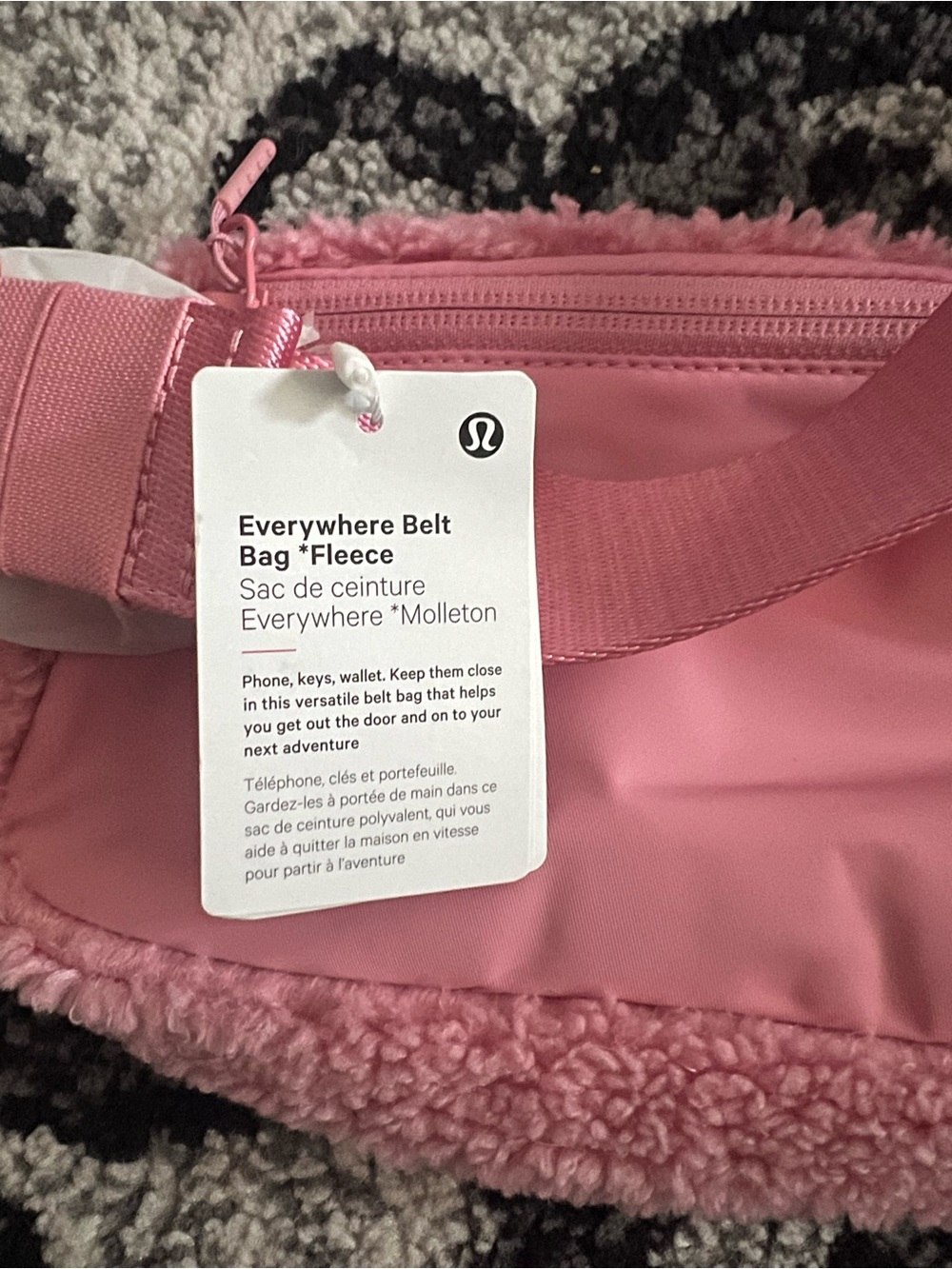 NWT Lululemon Everywhere Belt Bag Fleece Color: Pink Tide / Silver - Picture 4 of 6